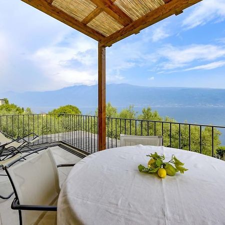 Oleandro Apartment Directly On The Lake Gargnano Ngoại thất bức ảnh
